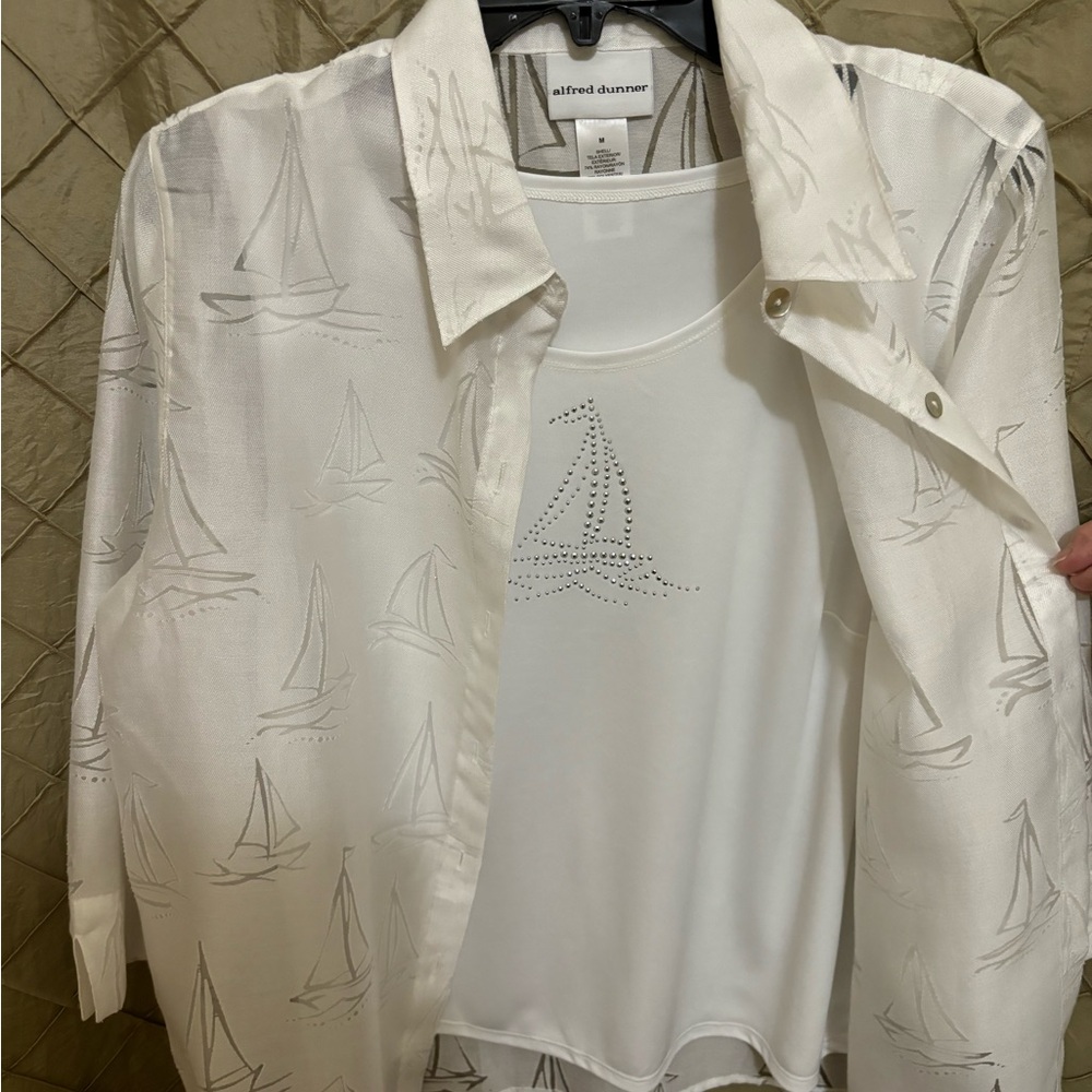 Alfred Dunner blouse and tank removable set